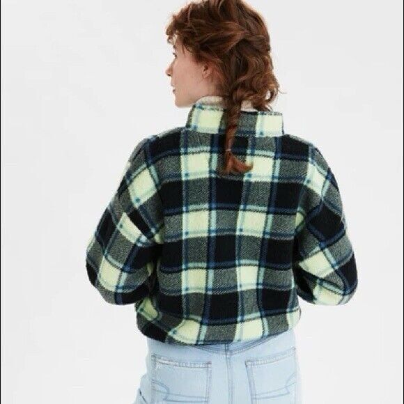 American Eagle Womens XS Green Plaid Cropped 1/4 Zip Fleece Sherpa Pullover Soft - Picture 2 of 9